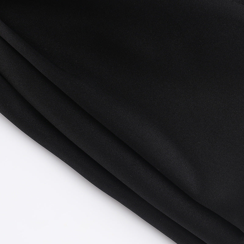 PRETTY BUT HEARTLESS