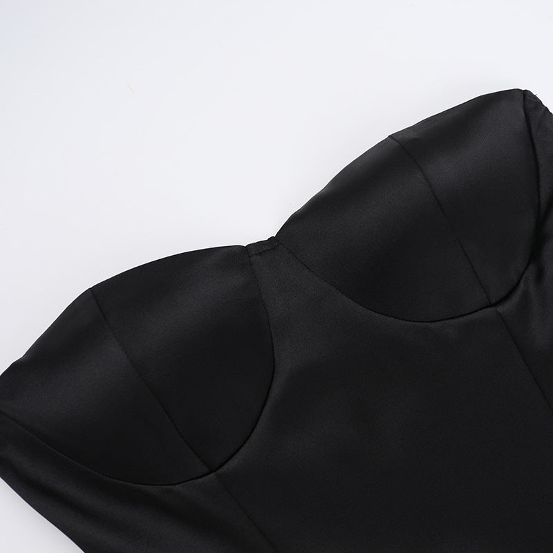 PRETTY BUT HEARTLESS