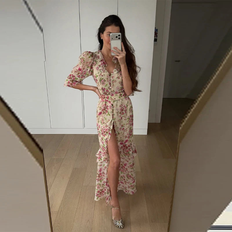 ROBES A FLEURS TAILLE AJUSTÉE