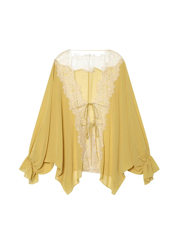 HAUT A NOEUD ET DENTELLE JAUNE