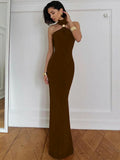ROBE BODYCON DÉTAIL COU