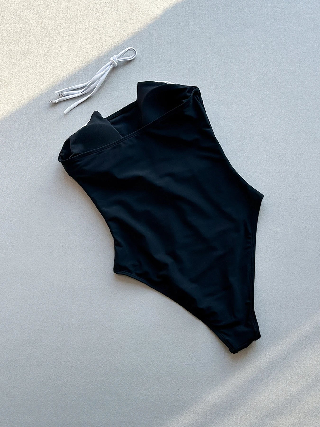 Maillot de bain noir et blanc scarface