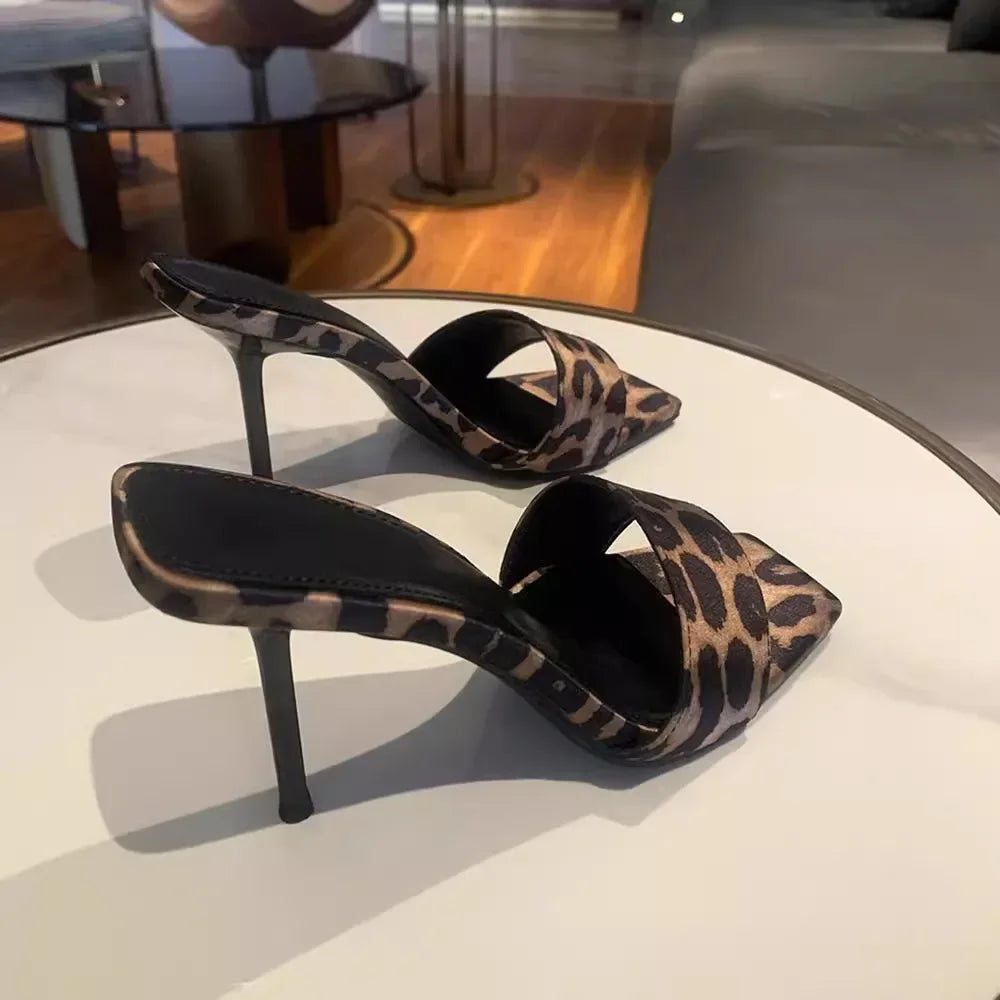 SANDALES LEOPARD SATIN