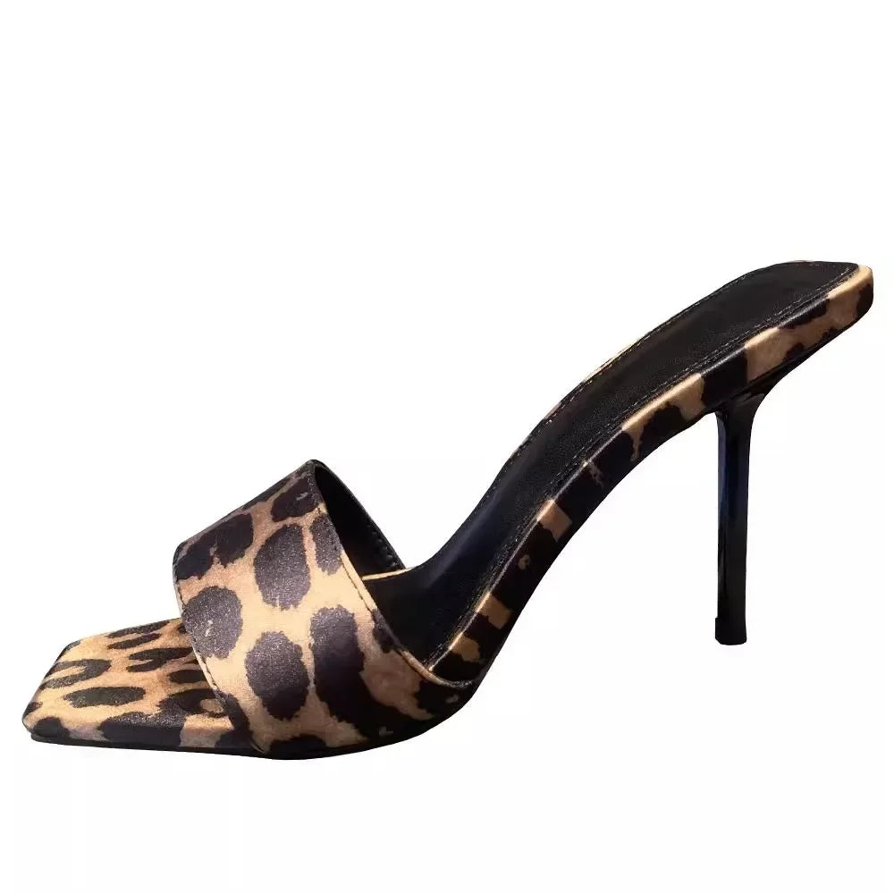 SANDALES LEOPARD SATIN