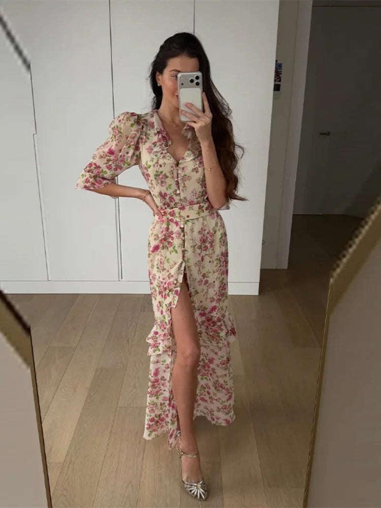 ROBES A FLEURS TAILLE AJUSTÉE