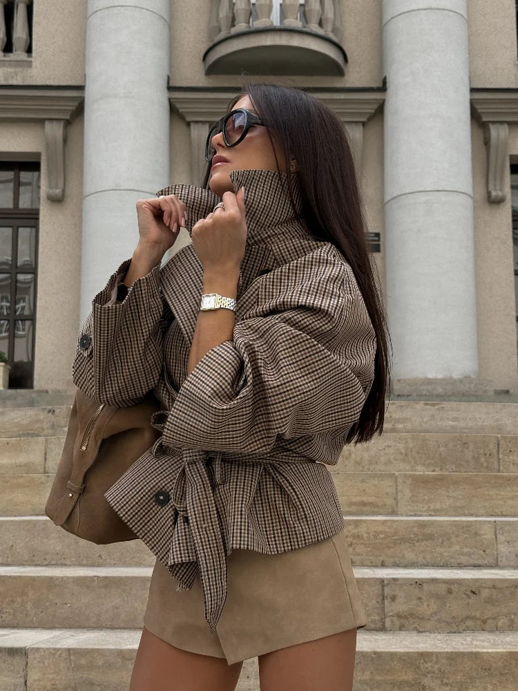 Trench court vintage carreaux