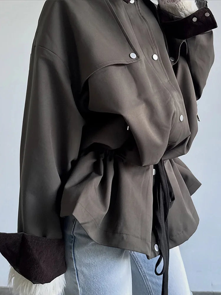 Veste longue à ceinture bicolore